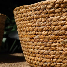 Handcrafted Japanese Woven Cat Bed