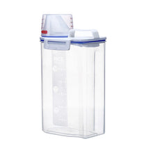 Plastic Food Storage Container with Measuring Cup for Pet Food